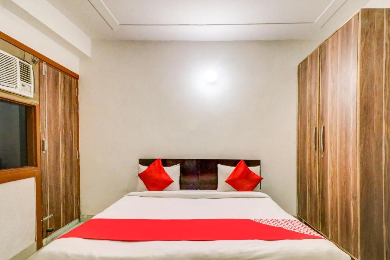 Oyo 71597 The Shivaay Residency Hotel Gurgáon Kültér fotó